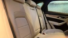 Jaguar F-Pace 2.0 D200 R-Dynamic SE Black 5dr Auto AWD Diesel Estate